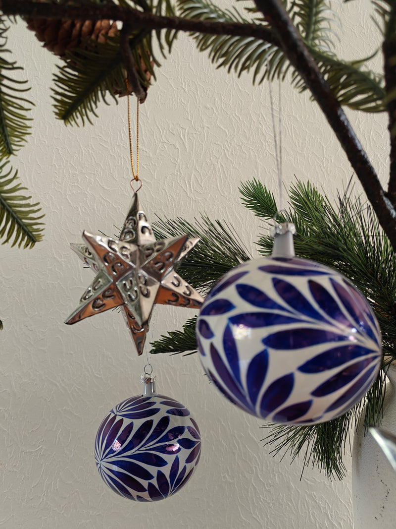 Azul Celeste Ornament